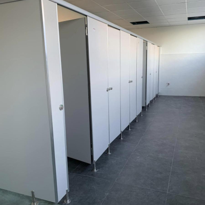 Thi công vách ngăn vệ sinh compact giá rẻ (Compact CDF, HDF, MDF, MFC)