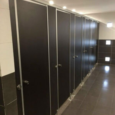 Ứng dụng tuyệt vời của tấm compact laminate HPL trong sản xuất thi công vách ngăn